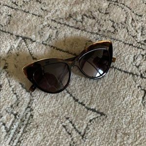 Tortoise Le Specs Beautiful Stranger Sungl…